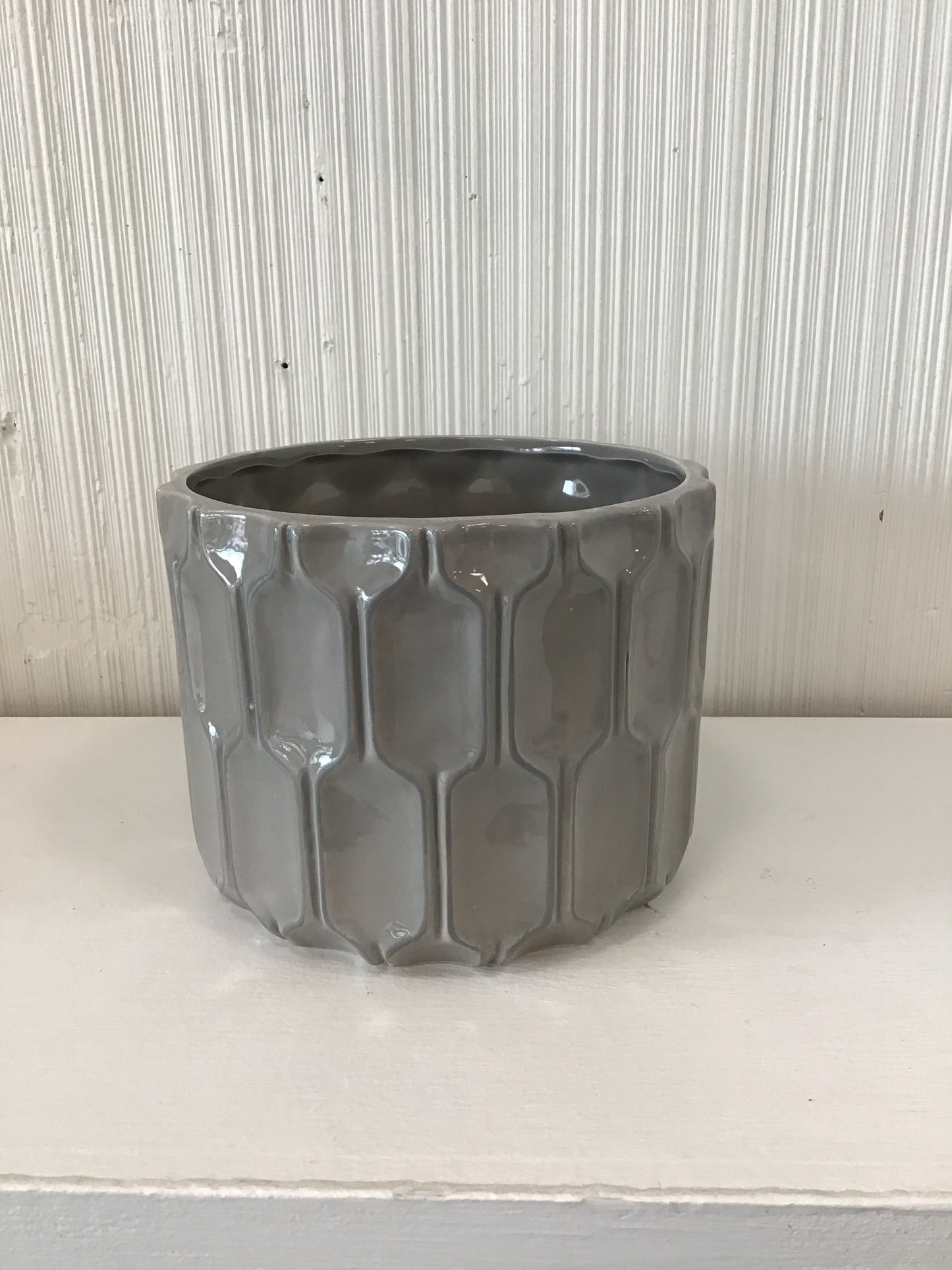 Cannes Dolomite Pot