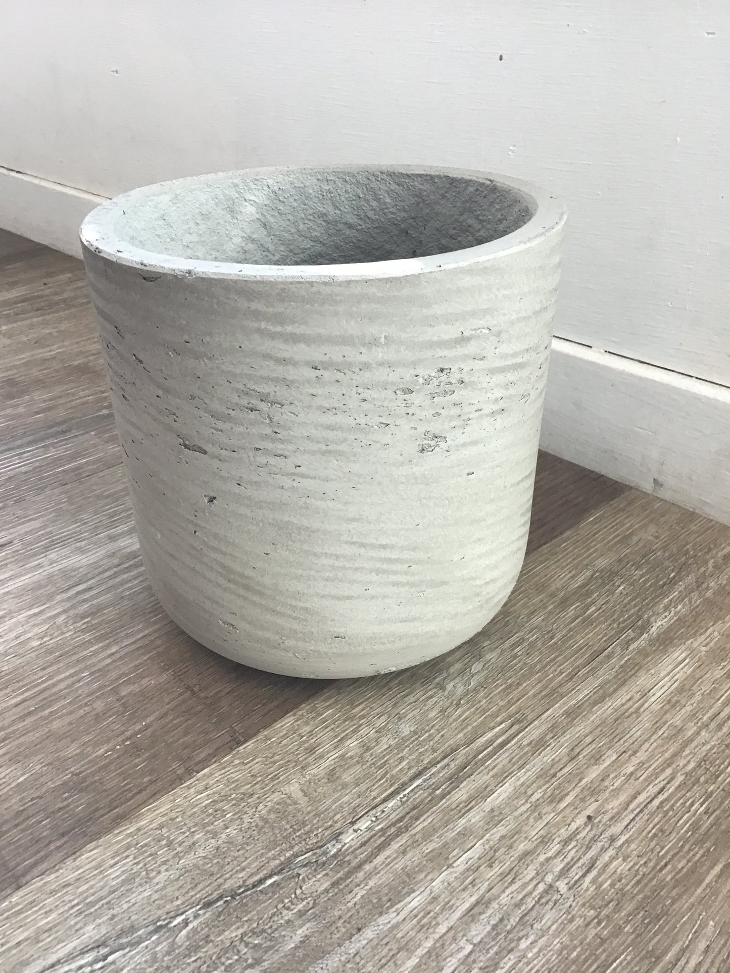 Classic Cement Pot