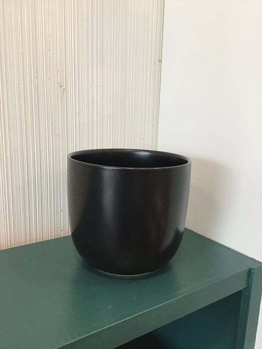 Smooth Ceramic Pot - 8”