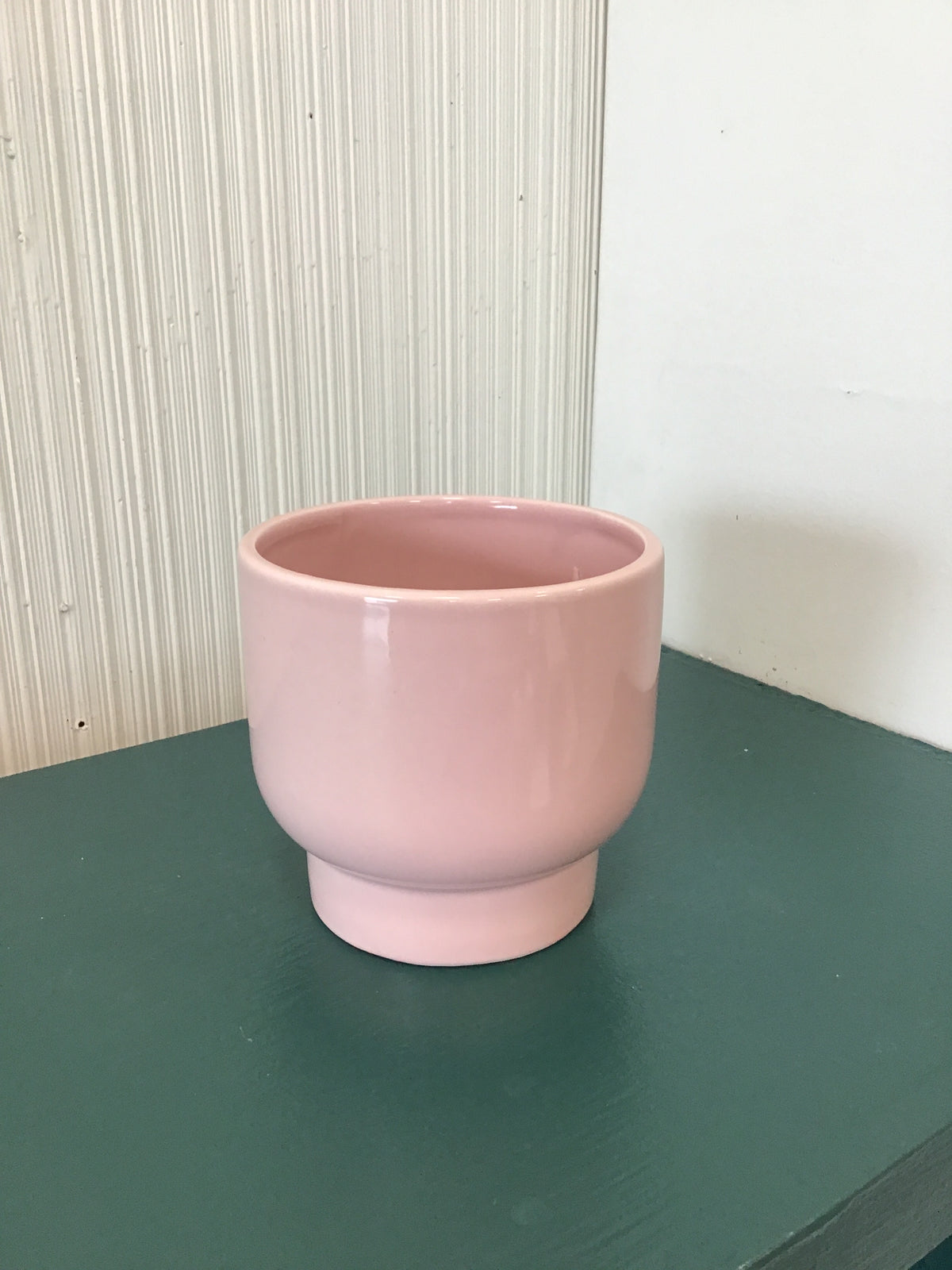 Glossy Pot