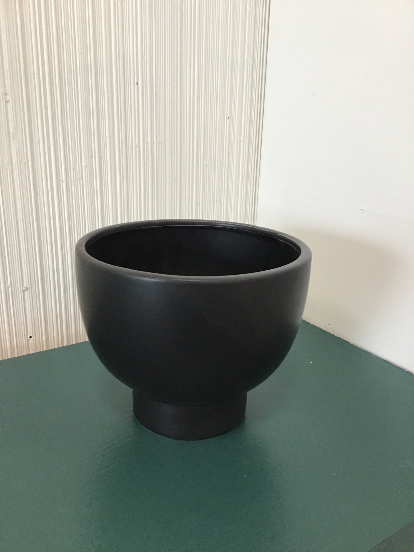 Pedestal Bowl Pot