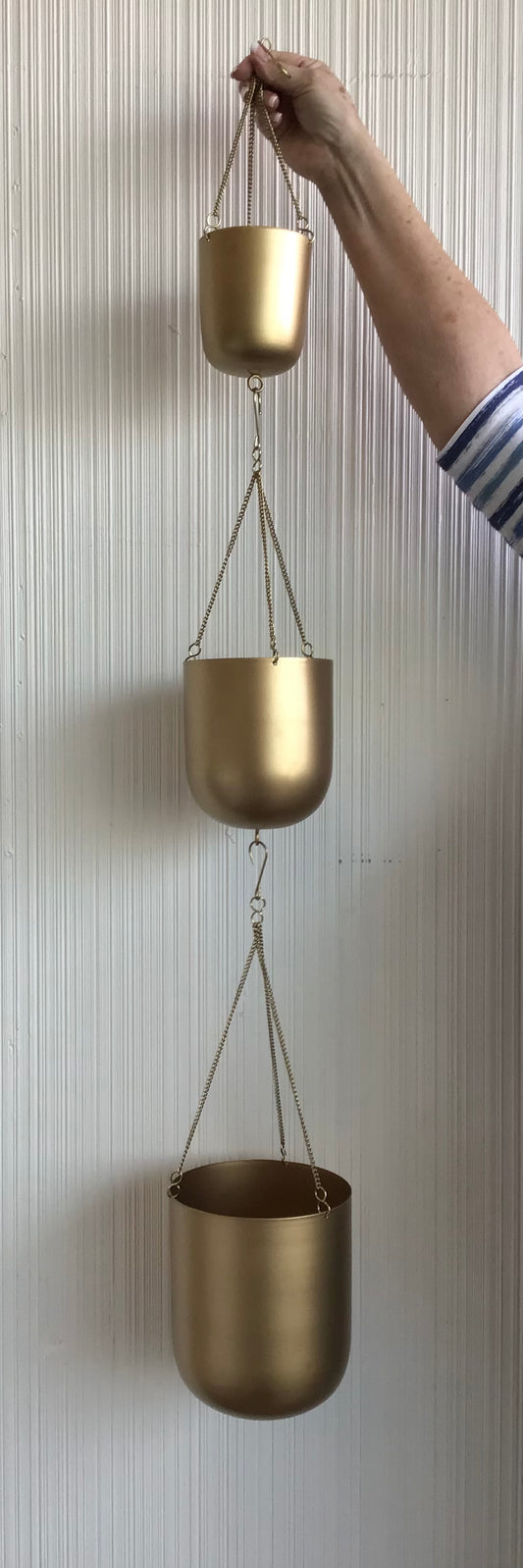Ajax Hanging Pot